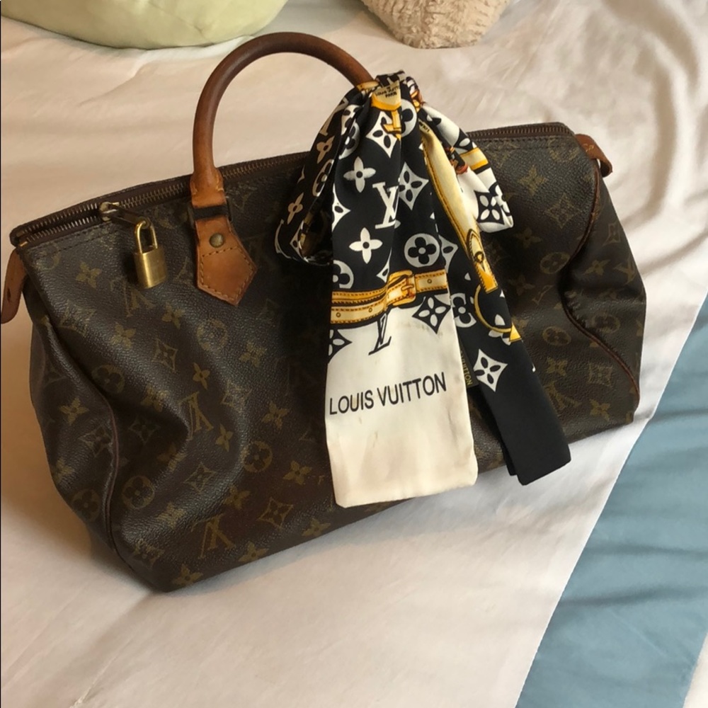Authentic Louis Vuitton Speedy 35 bag